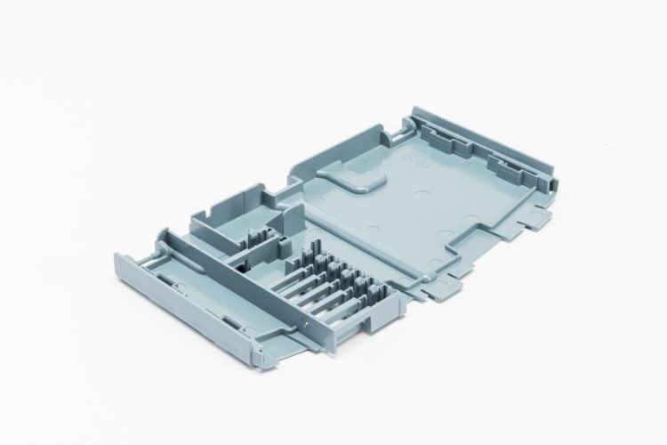 Plastics molding for third parties